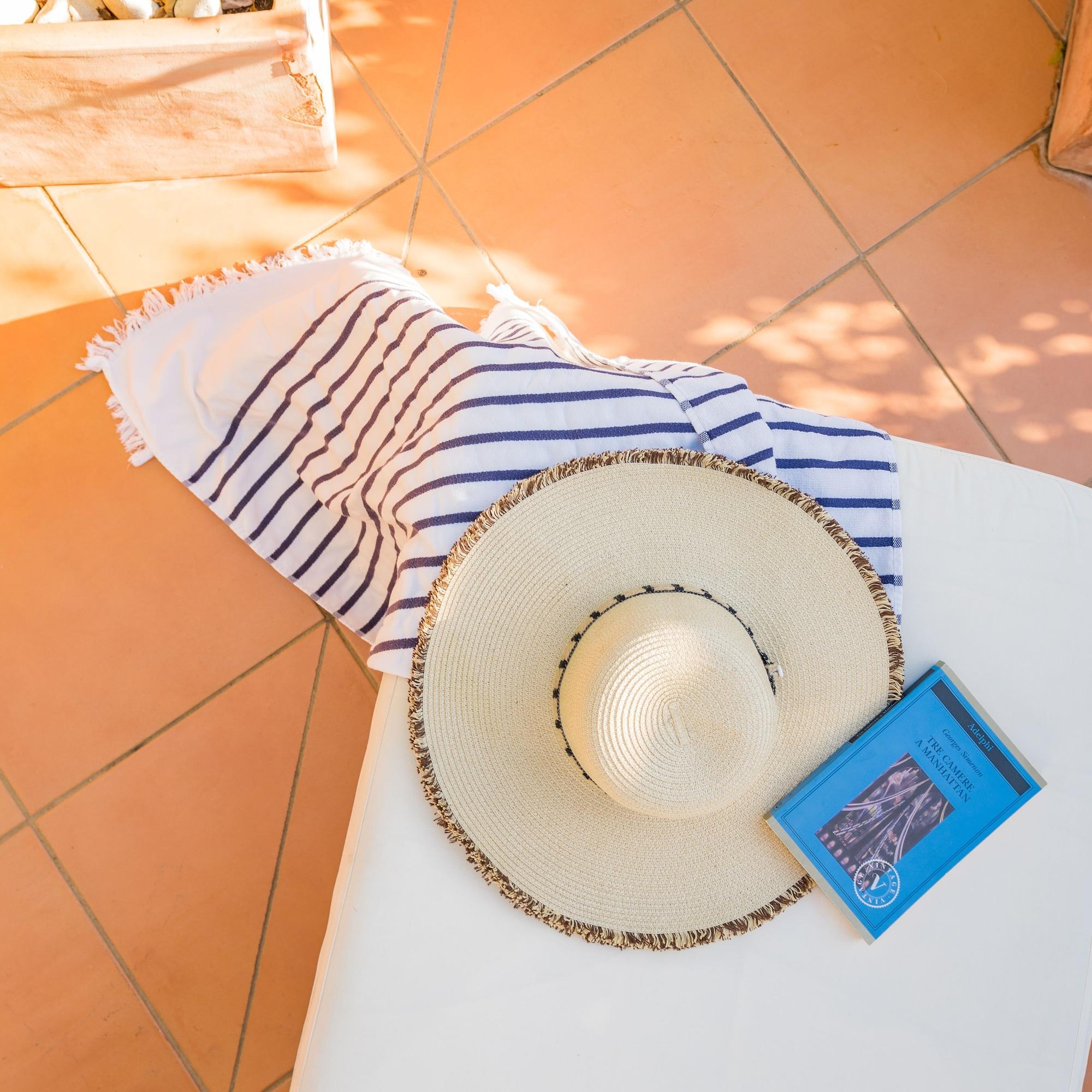Molo 44 Suites Puerto Banus Marbella Bagian luar foto