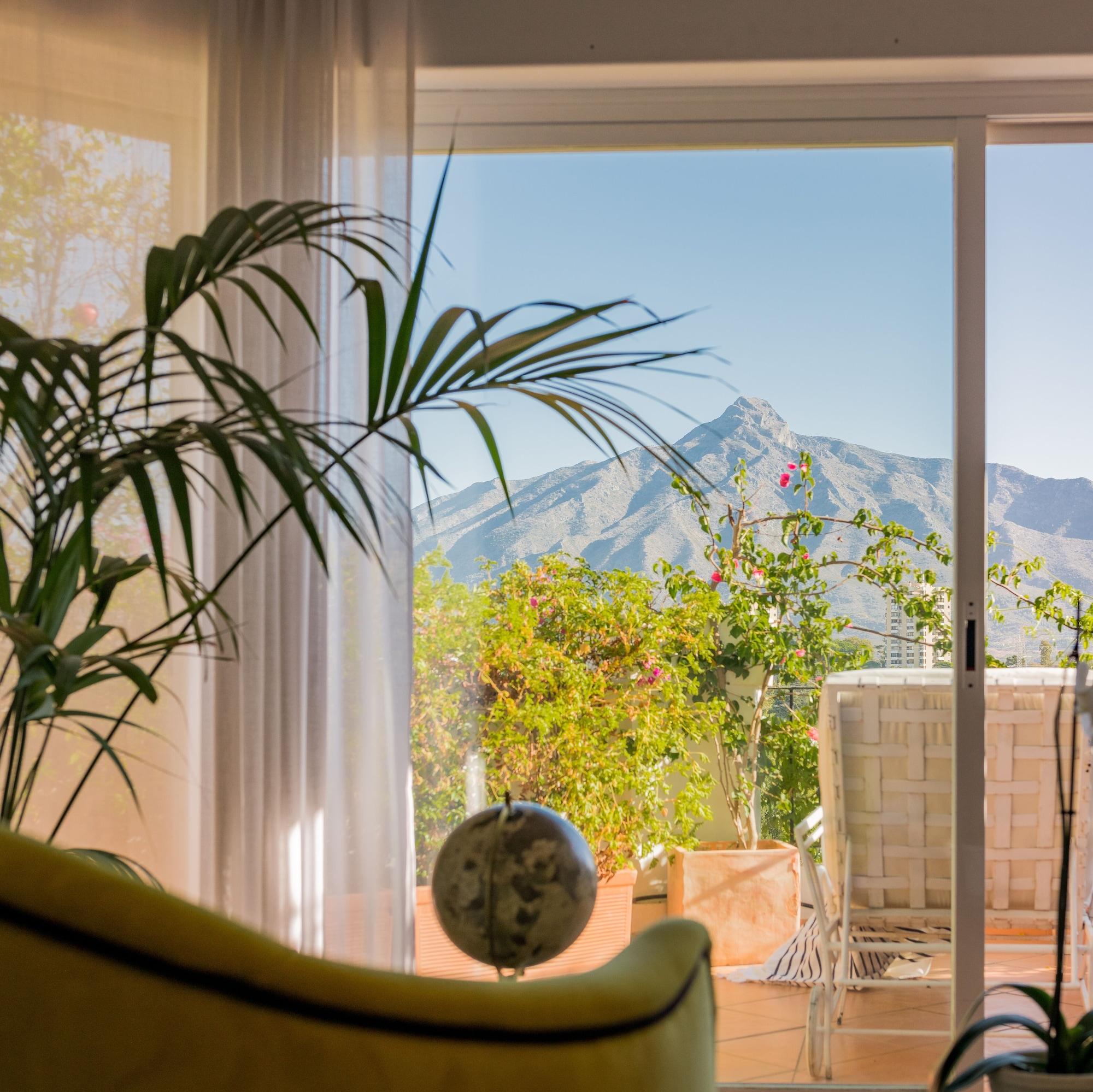 Molo 44 Suites Puerto Banus Marbella Bagian luar foto