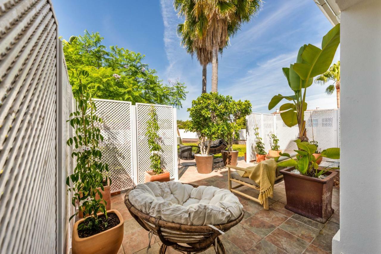 Molo 44 Suites Puerto Banus Marbella Bagian luar foto