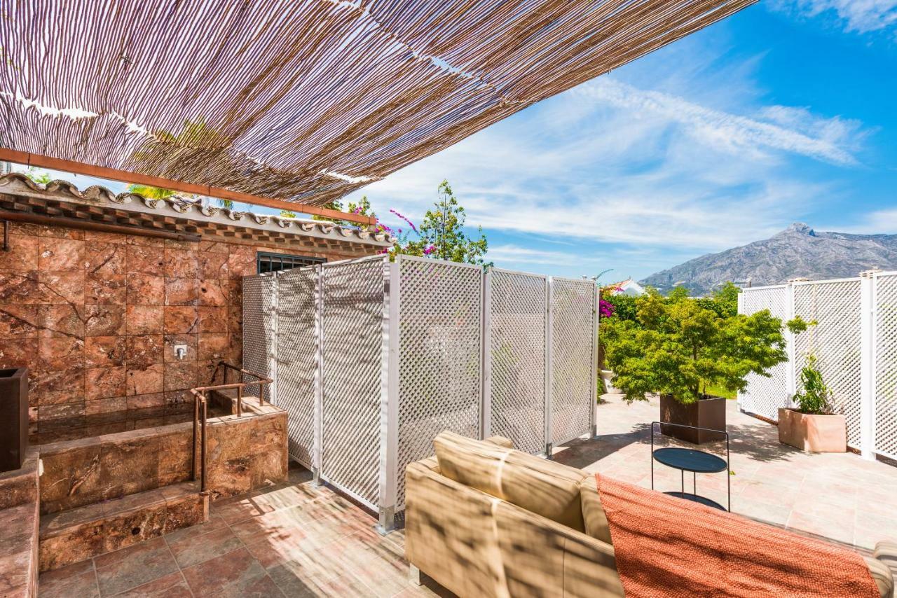 Molo 44 Suites Puerto Banus Marbella Bagian luar foto