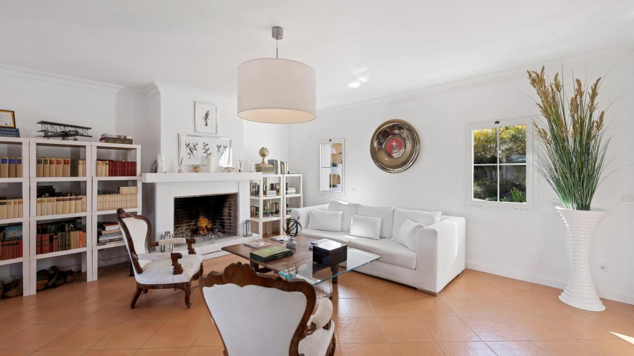 Molo 44 Suites Puerto Banus Marbella Bagian luar foto