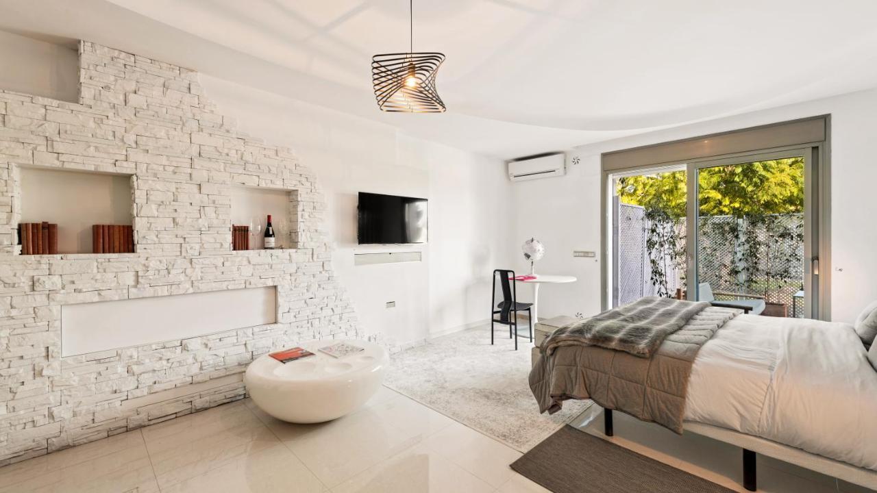 Molo 44 Suites Puerto Banus Marbella Bagian luar foto